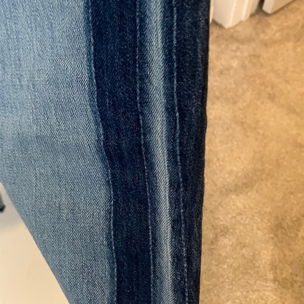 Mossimo Supply Co. Women's Straight Leg Jeans in Two-Tone Blue Denim - Picture 7 of 10